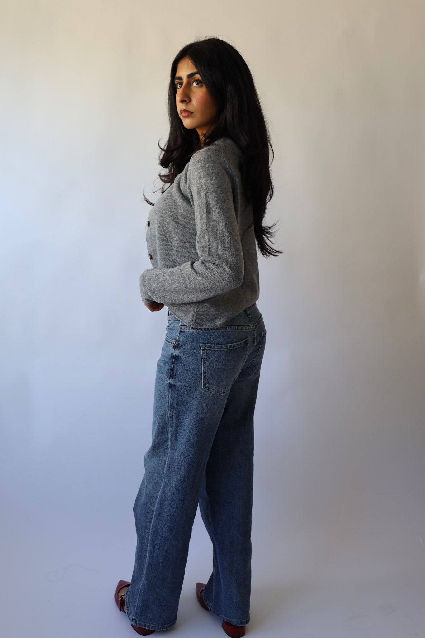 Lightweight Cropped Button Down Cardigan