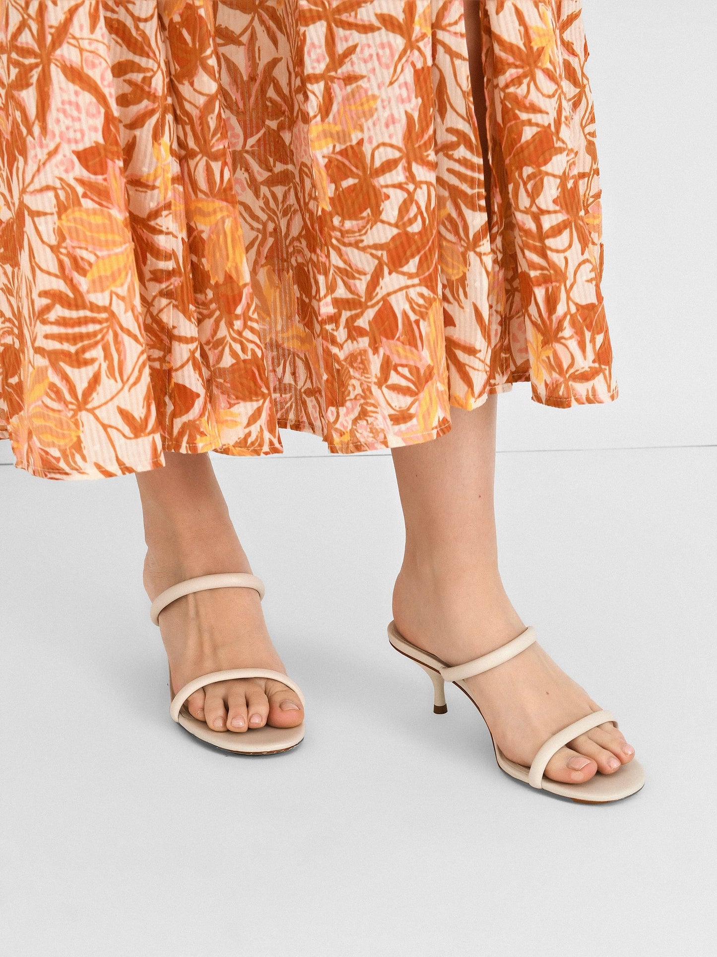 Schutz Women's Taliah Mid Leather Sandal