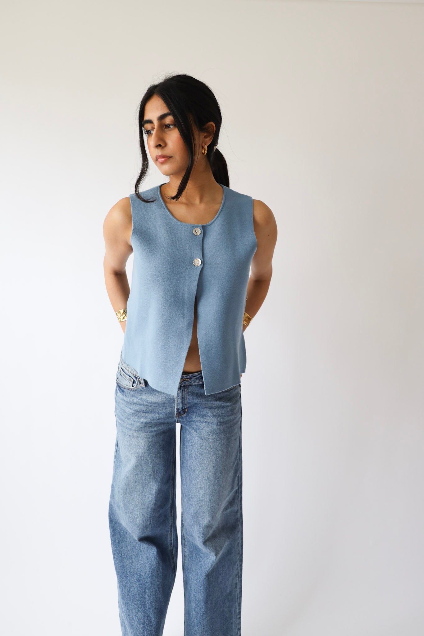 Metal Button Detail Cropped Sleeveless Sweater Vest