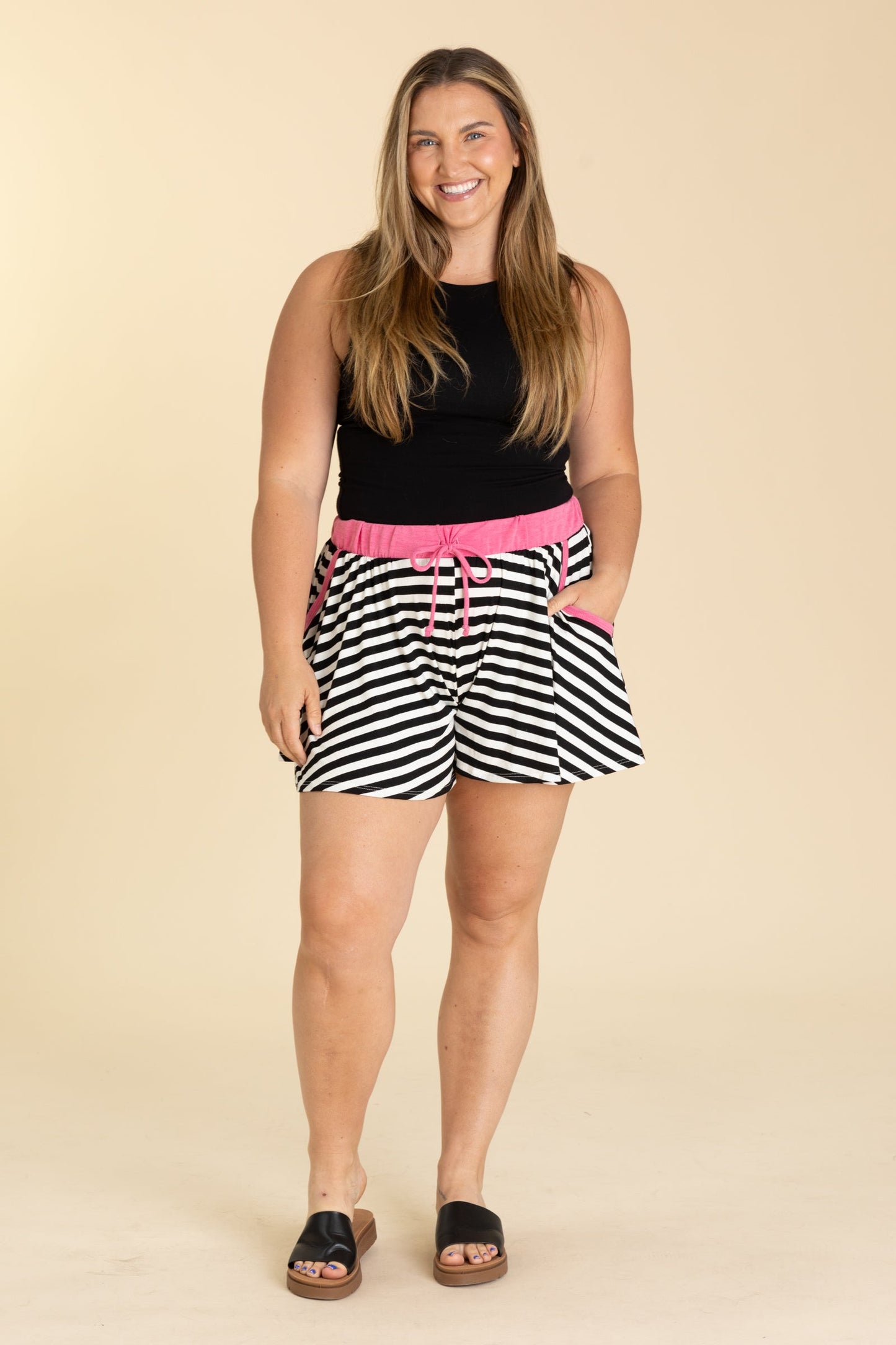 Pink And Black Knit Shorts With Pockets