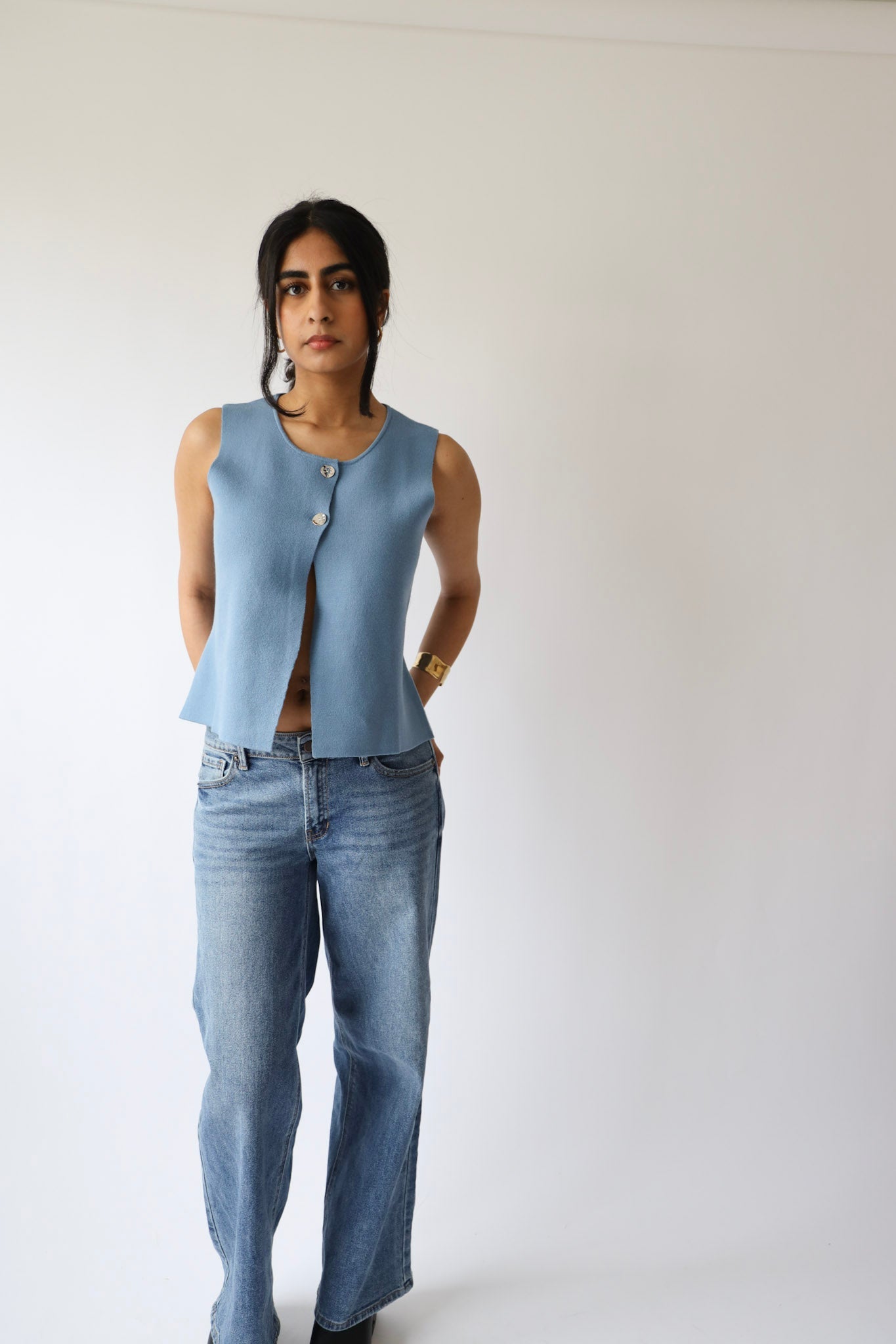 Metal Button Detail Cropped Sleeveless Sweater Vest