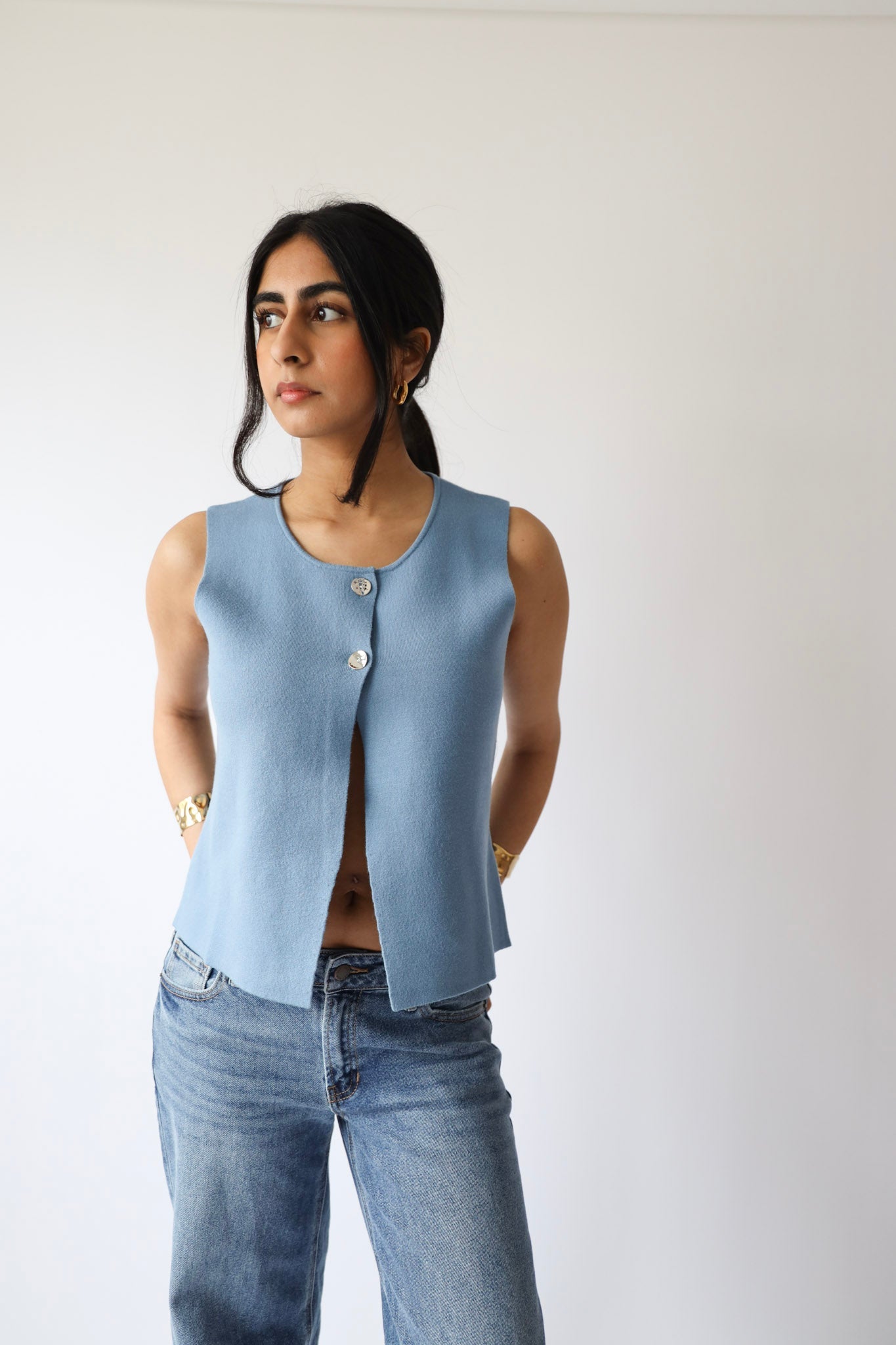 Metal Button Detail Cropped Sleeveless Sweater Vest