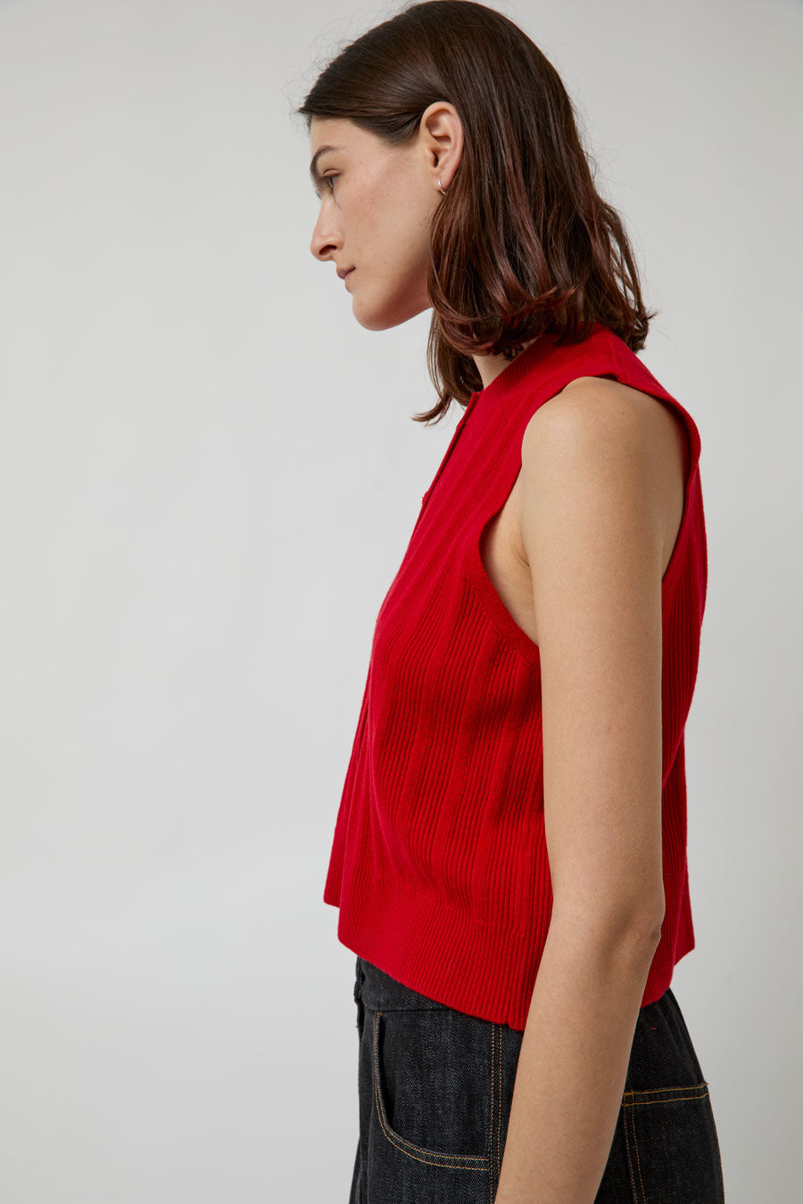 CORDERA Merino Wool Ribbed Waistcoat in Red