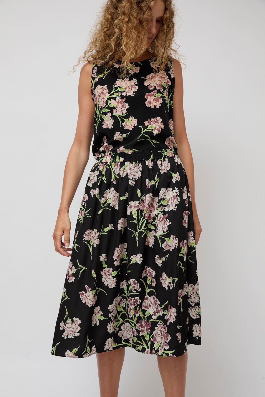No.6 Danny Tank in Black and Mauve Floral
