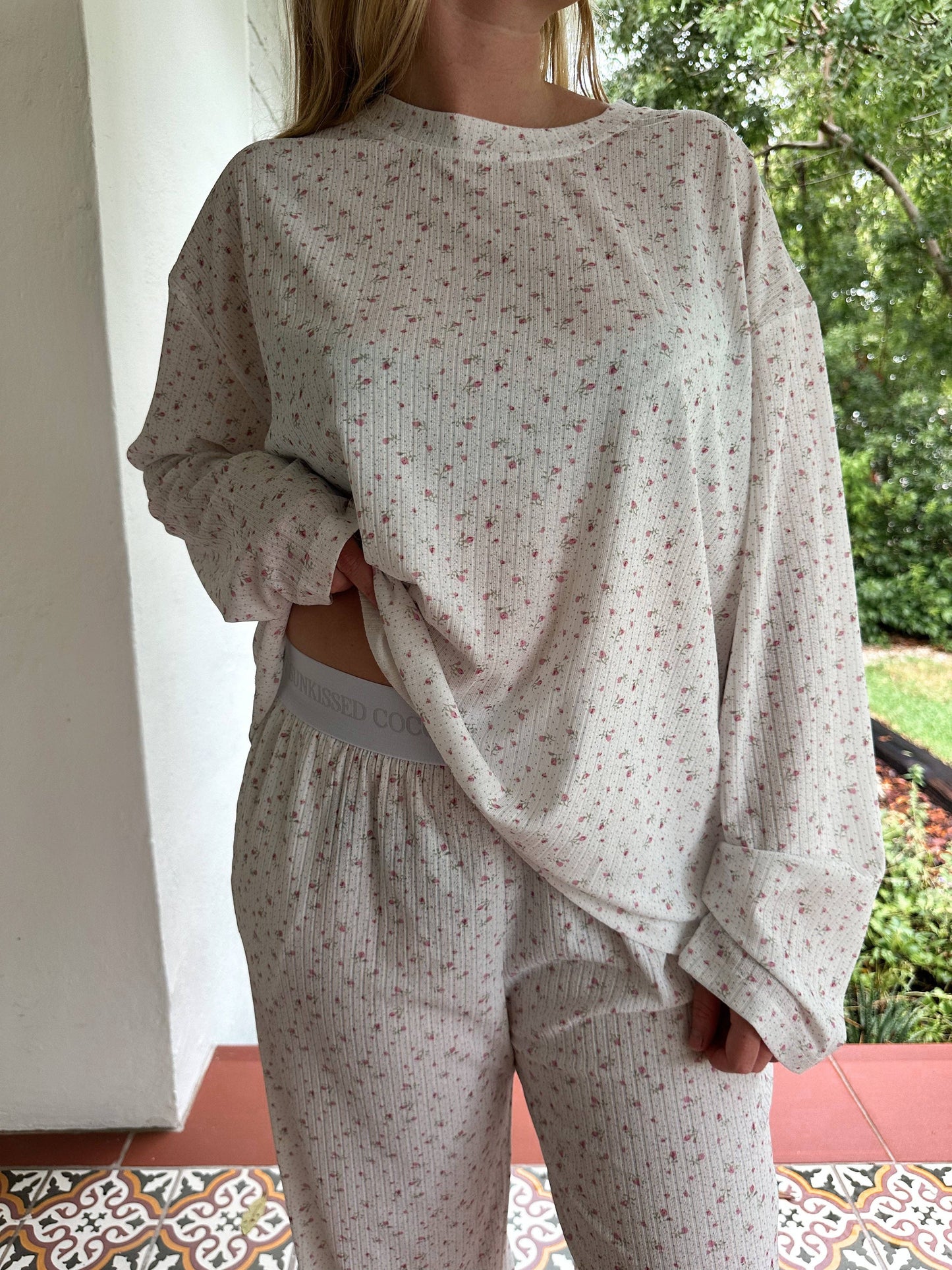 Sunkissed Coconut White Floral Long Sleeve Pajama Top