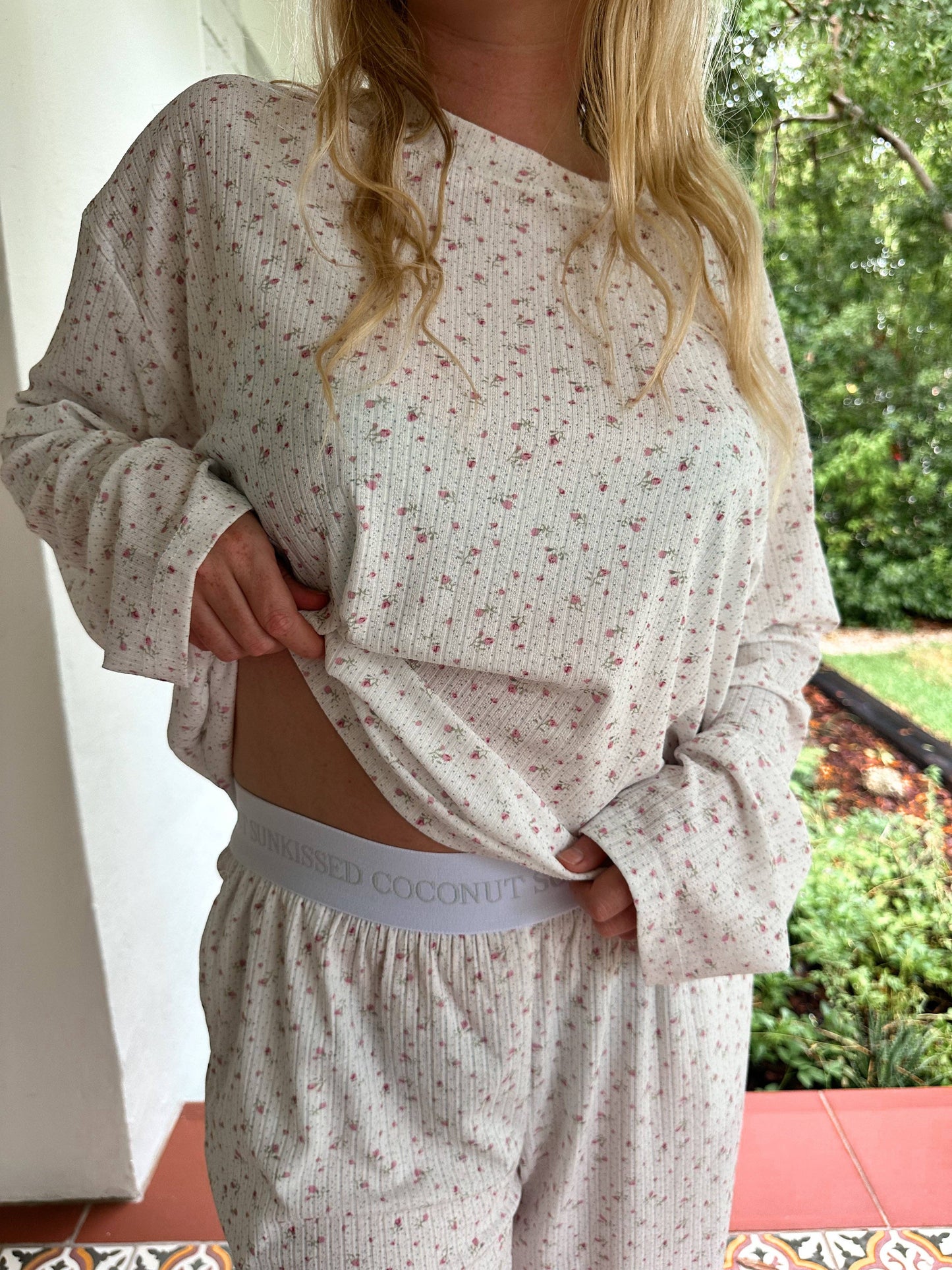 Sunkissed Coconut White Floral Long Sleeve Pajama Top
